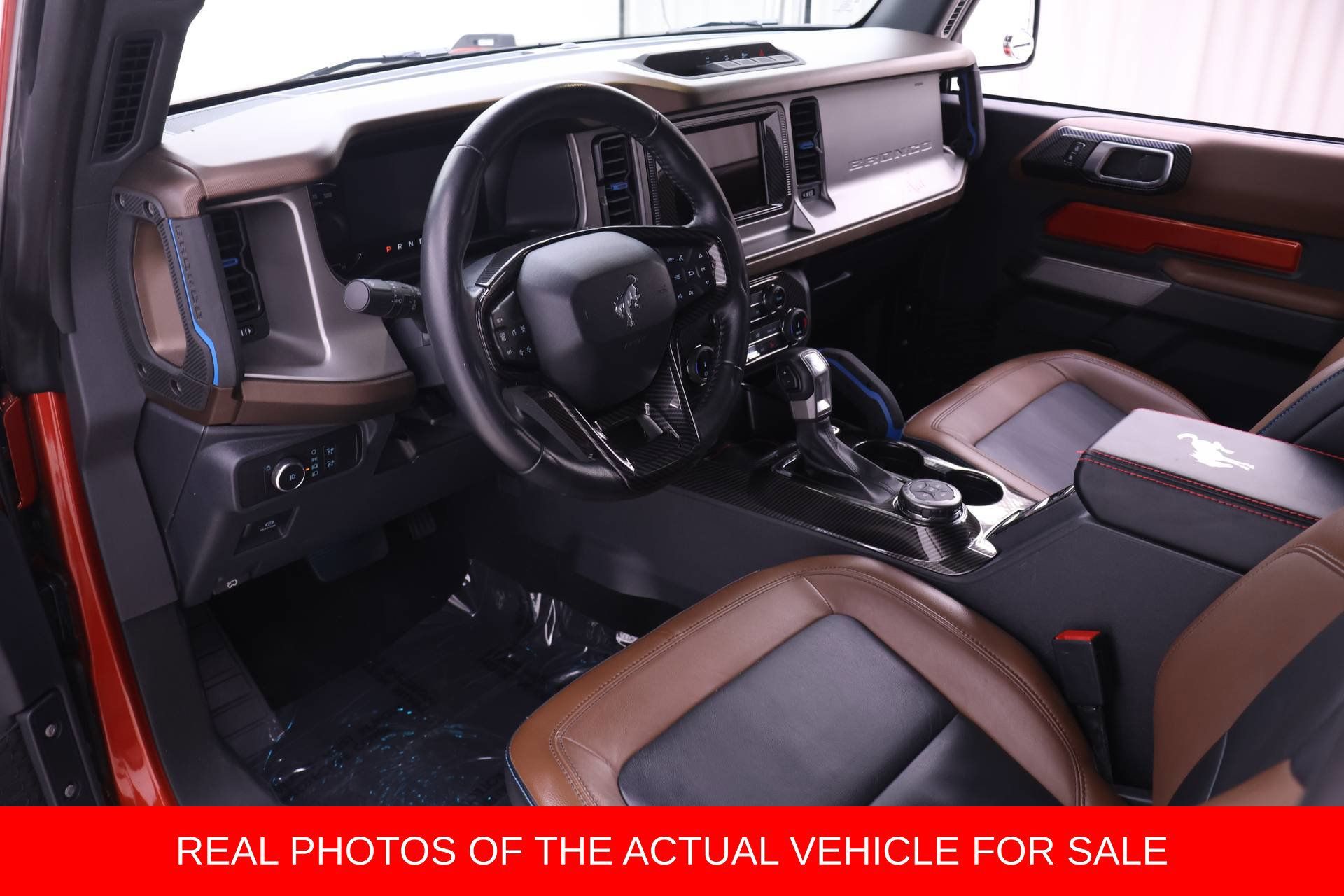 Used 2022 Ford Bronco Outer Banks AWD/4WD image 3