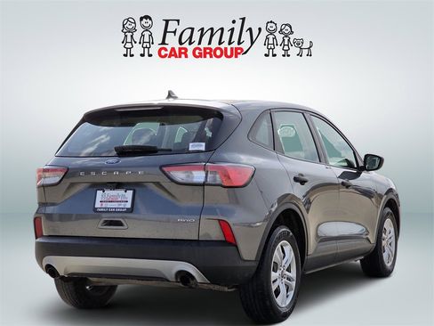 Used 2022 Ford Escape S image 4