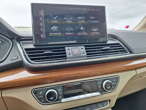 Used 2023 Audi Q5 2.0T Premium Plus AWD/4WD image 14