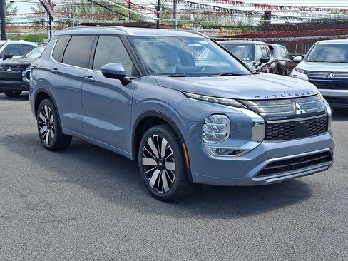 New 2026 Mitsubishi Outlander SEL AWD/4WD image 2