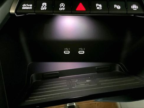 Used 2025 Audi A3 2.0T Premium image 33