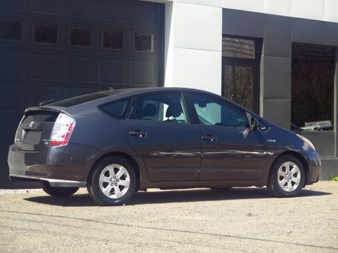 Used 2009 Toyota Prius FWD image 4