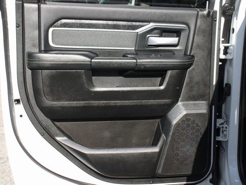 Used 2019 RAM 2500 Big Horn image 33