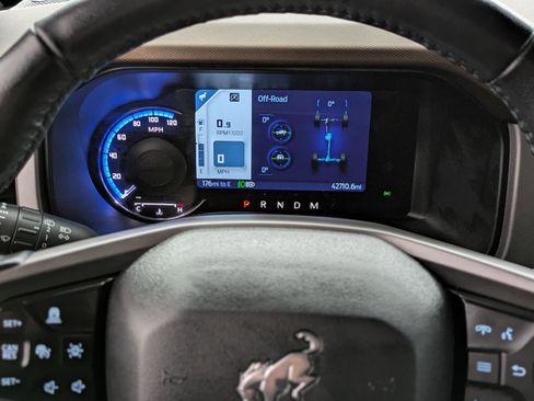 Used 2023 Ford Bronco Outer Banks image 23