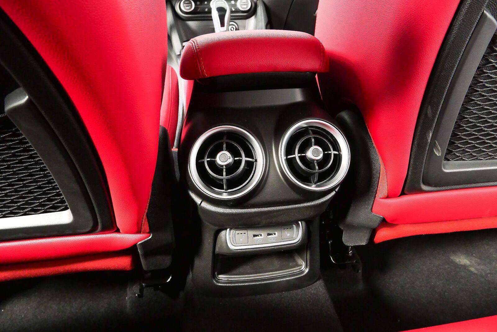 New 2026 Alfa Romeo Stelvio Sprint AWD/4WD image 21