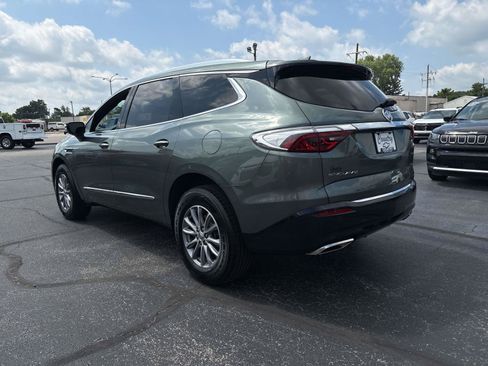 Used 2023 Buick Enclave Essence w/ Sound and Sites Package FWD image 3