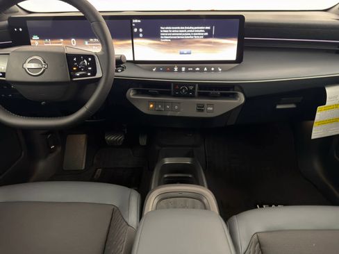 New 2026 Nissan Leaf Platinum+ w/ Cargo Package (Platinum+) image 19