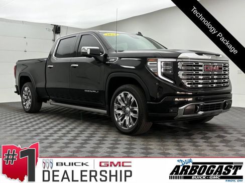 Used 2024 GMC Sierra 1500 Denali w/ Denali Reserve Package AWD/4WD image 1