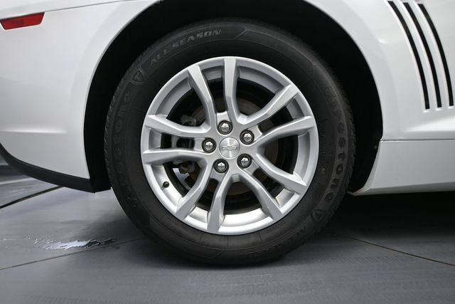 Used 2014 Chevrolet Camaro LS RWD image 11