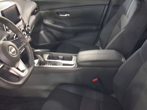 Used 2025 Nissan Sentra SV w/ All-Weather Package FWD image 10