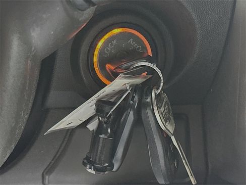 Used 2018 Nissan Frontier PRO-4X w/ Pro-4x Luxury Package image 27