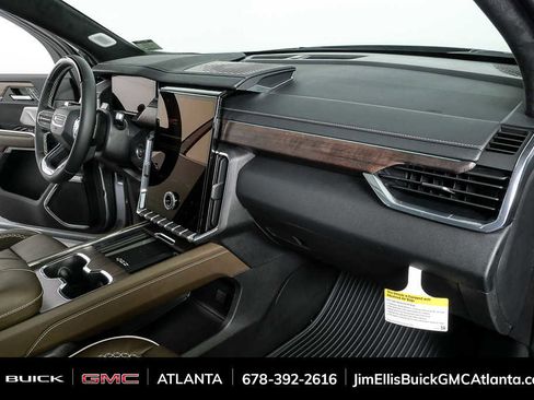 New 2026 GMC Acadia Denali Ultimate w/ LPO, All-Weather Package image 25