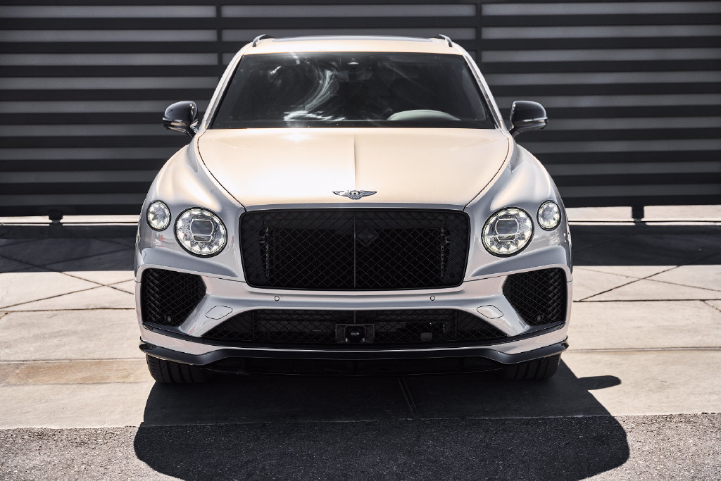 Used 2025 Bentley Bentayga AWD/4WD image 15