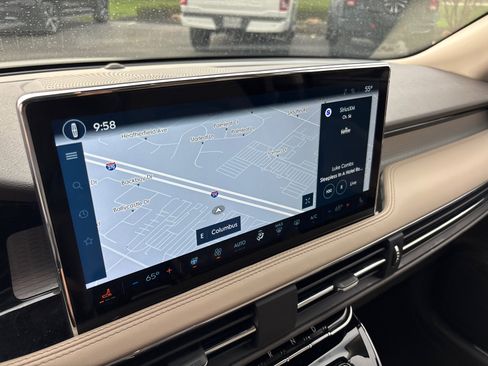 Certified 2024 Lincoln Corsair Premiere w/ Equipment Group 101A image 19