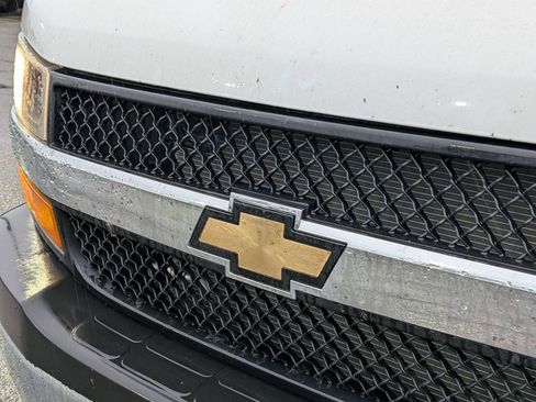 New 2024 Chevrolet Express 3500 w/ Power Convenience Package image 12