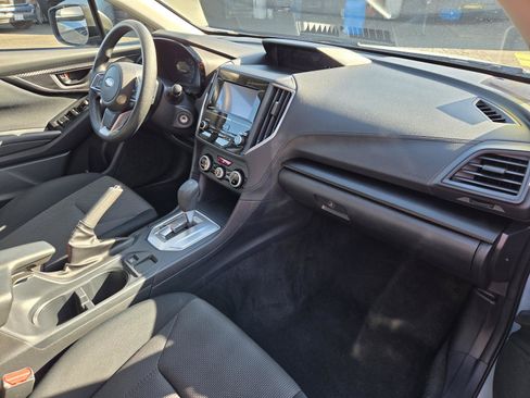 Used 2023 Subaru Crosstrek 2.0i AWD/4WD image 25