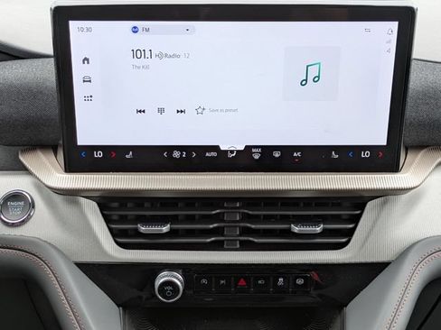 Certified 2026 Ford Explorer Active RWD image 18