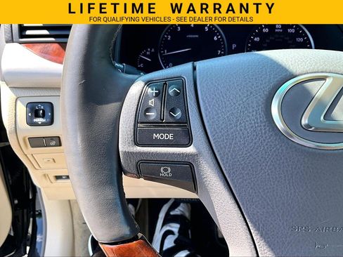 Used 2013 Lexus LS 460 w/ Comfort Pkg RWD image 24