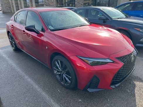 Certified 2025 Lexus IS 350 F Sport image 4