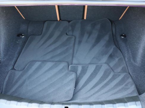 Used 2025 BMW M240i Coupe image 8