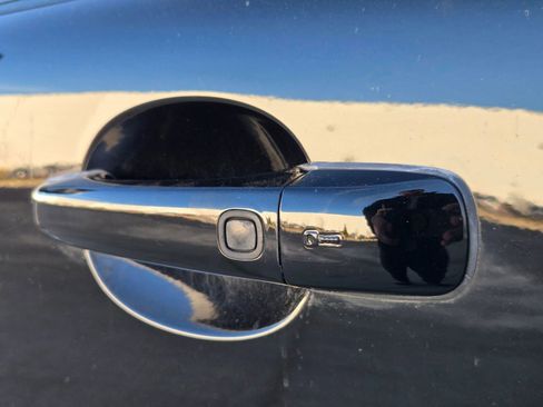 Used 2013 Volvo XC70 3.2 image 37