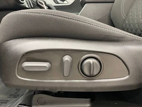 Certified 2022 Chevrolet Blazer LT w/ Midnight/Sport Edition image 8