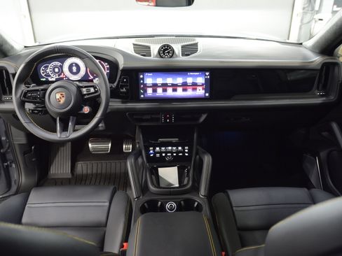 Certified 2026 Porsche Cayenne Turbo GT AWD/4WD image 12