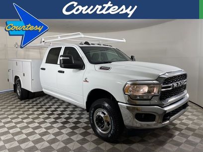 New 2024 RAM 3500 Tradesman w/ Chrome Appearance Group