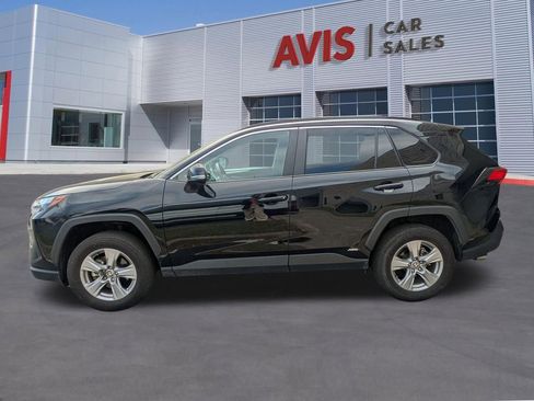 Used 2025 Toyota RAV4 XLE image 10