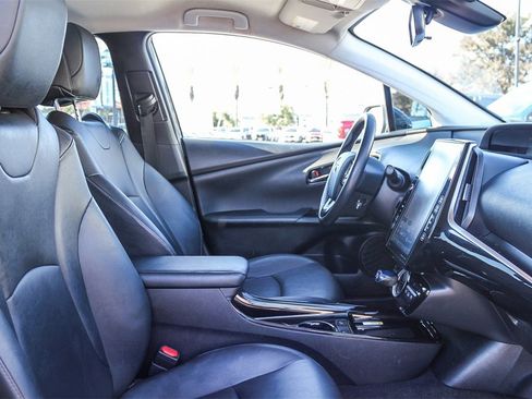 Used 2021 Toyota Prius Prime XLE image 21