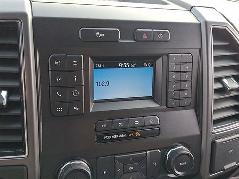 Used 2018 Ford F150 XLT image 17