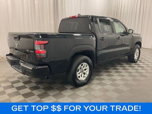 Used 2024 Nissan Frontier SV AWD/4WD image 3