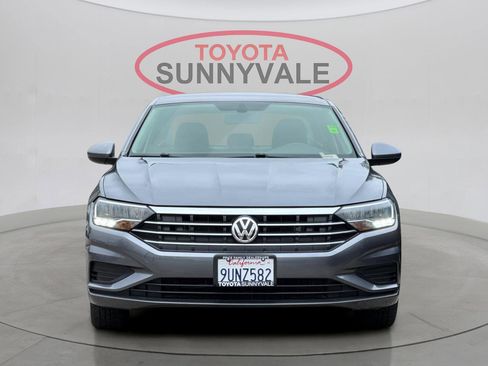 Used 2020 Volkswagen Jetta SE image 11