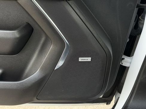 Used 2023 Chevrolet Suburban Premier image 24