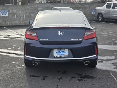 Used 2016 Honda Accord Touring image 5