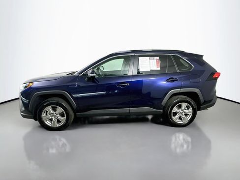 Used 2025 Toyota RAV4 XLE FWD image 5
