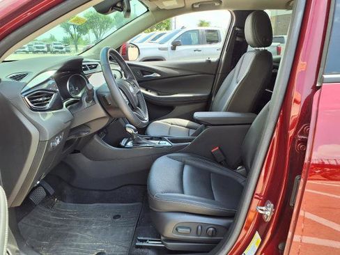 Used 2023 Buick Encore GX Essence w/ Experience Buick Package FWD image 19