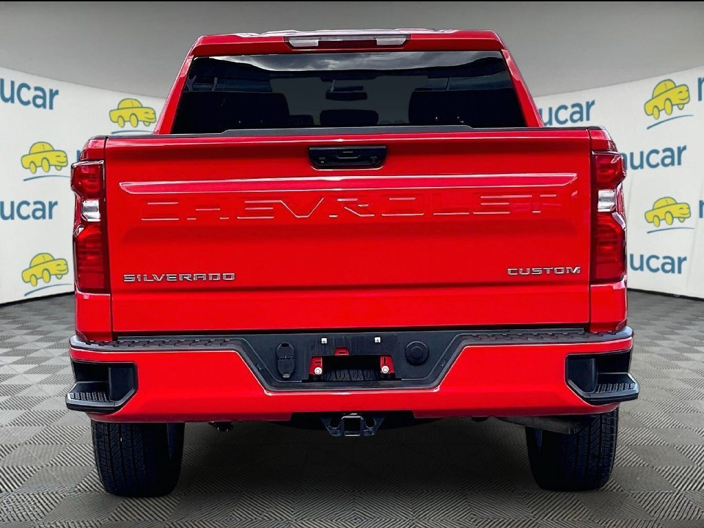 Used 2023 Chevrolet Silverado 1500 Custom AWD/4WD image 5