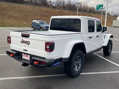 New 2026 Jeep Gladiator Mojave image 8