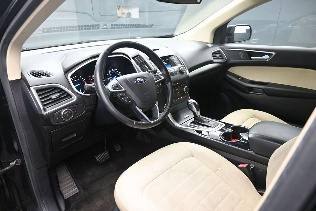 Used 2017 Ford Edge SEL w/ Cargo Accessory Package FWD image 17