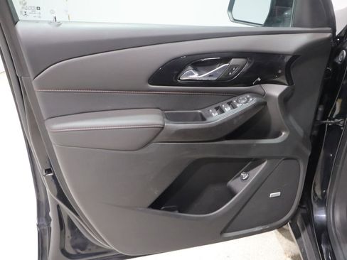 Used 2023 Chevrolet Traverse RS w/ LPO, Floor Liner Package AWD/4WD image 13