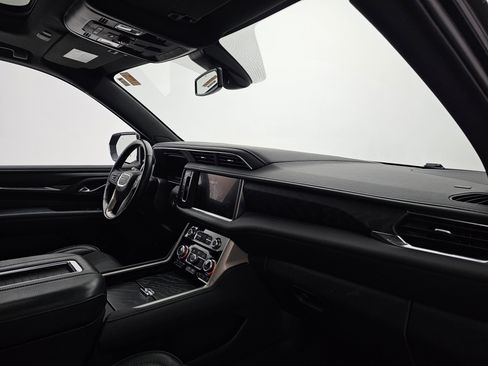 Used 2022 GMC Yukon Denali w/ Max Trailering Package image 14