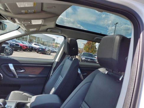 Certified 2025 Land Rover Discovery Sport S image 10