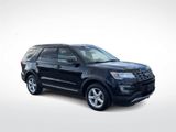 Used 2016 Ford Explorer XLT w/ Equipment Group 202A image 2