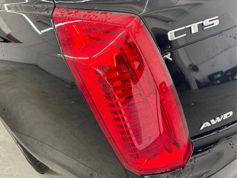 Used 2018 Cadillac CTS Luxury AWD/4WD image 33