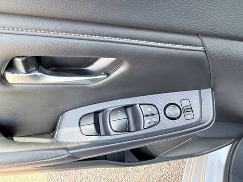 Certified 2023 Nissan Sentra SV w/ All-Weather Package FWD image 10