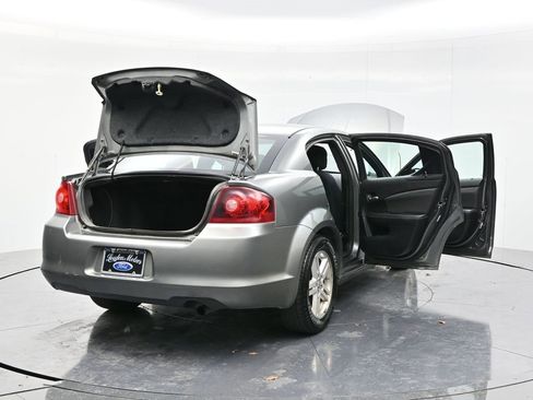 Used 2012 Dodge Avenger SXT image 52