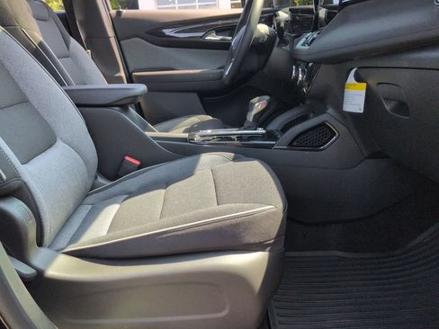 New 2026 Chevrolet TrailBlazer LT w/ LT Cold Weather Package AWD/4WD image 25