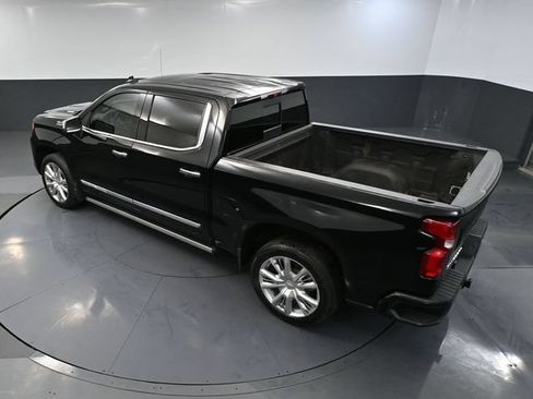 Used 2023 Chevrolet Silverado 1500 High Country w/ High Country Premium Package AWD/4WD image 63