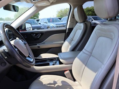 Used 2020 Lincoln Aviator Reserve w/ Equipment Group 201A image 13